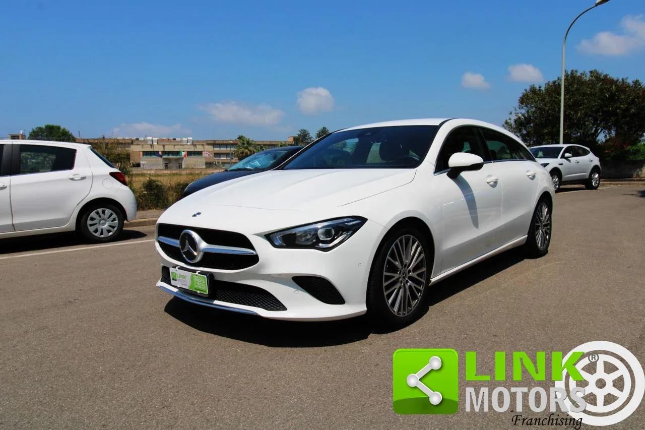 MERCEDES-BENZ CLA 200 d Automatic 4Matic Shooting Brake Business